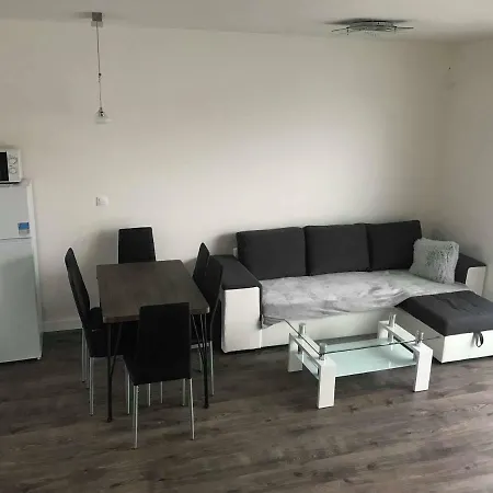 Appartement Flower Apartman